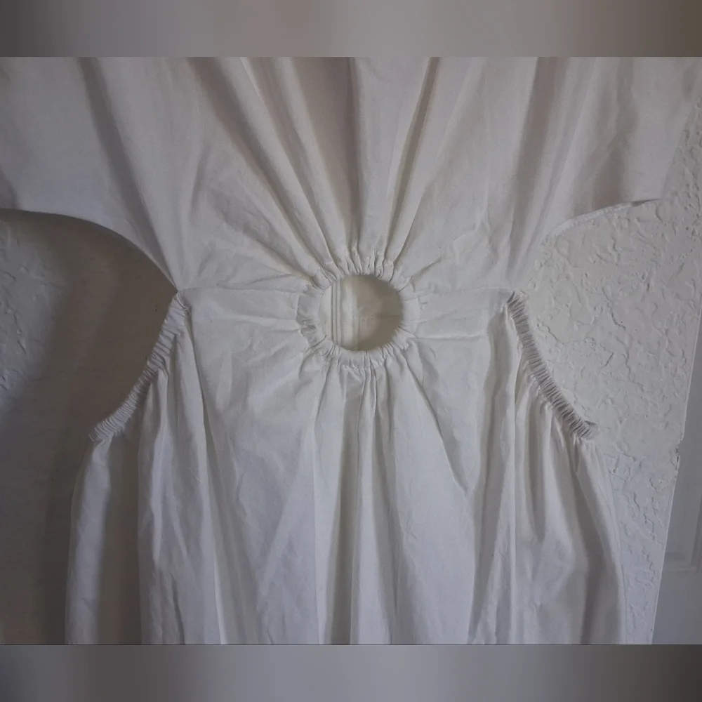 Cotton Cut Out White Maxi Dress - Picture 3 of 7